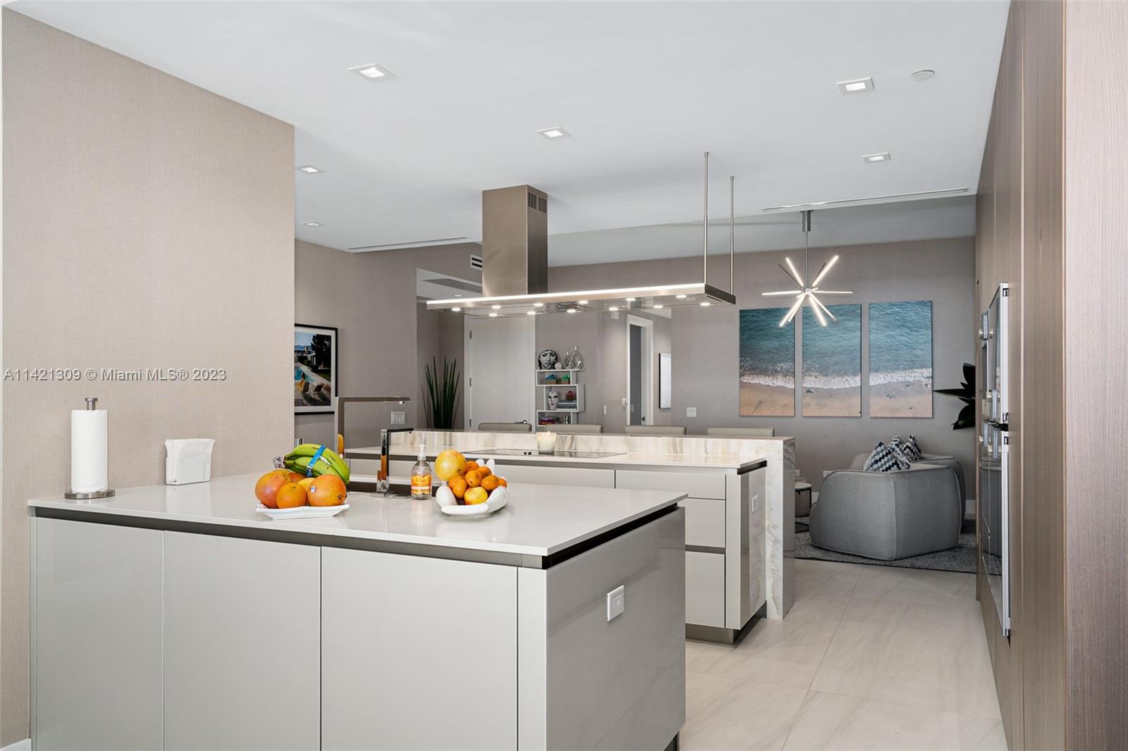 Turnberry Ocean Club - Residential