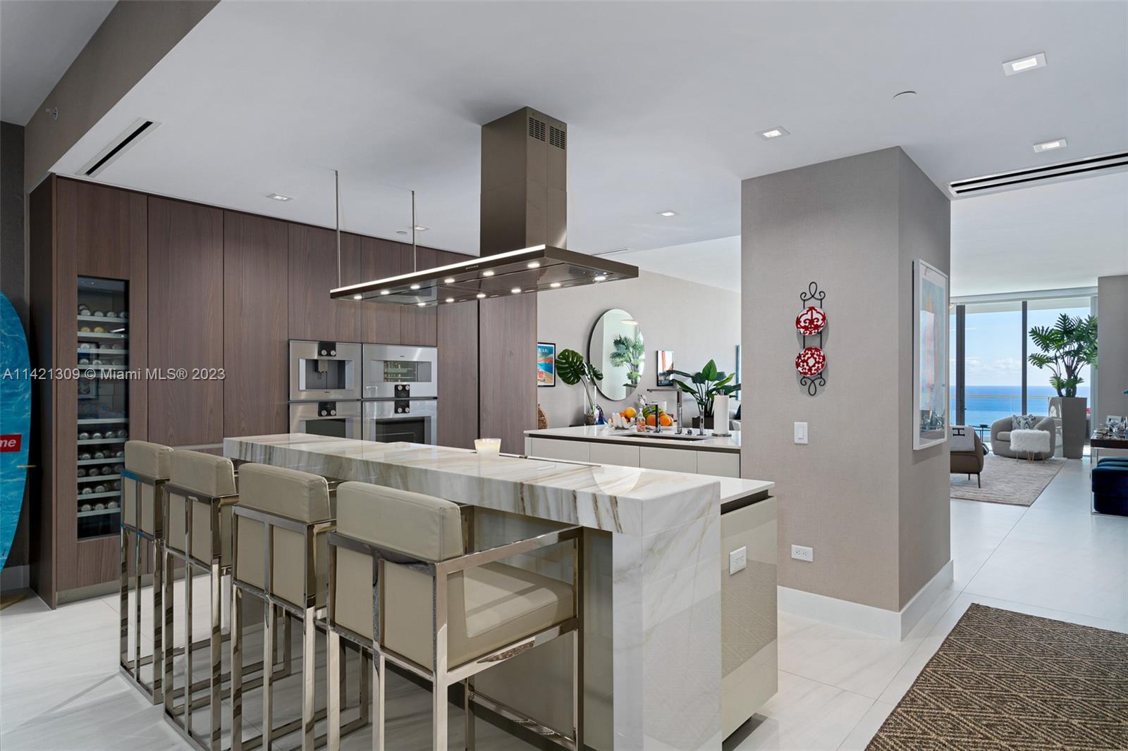 Turnberry Ocean Club - Residential