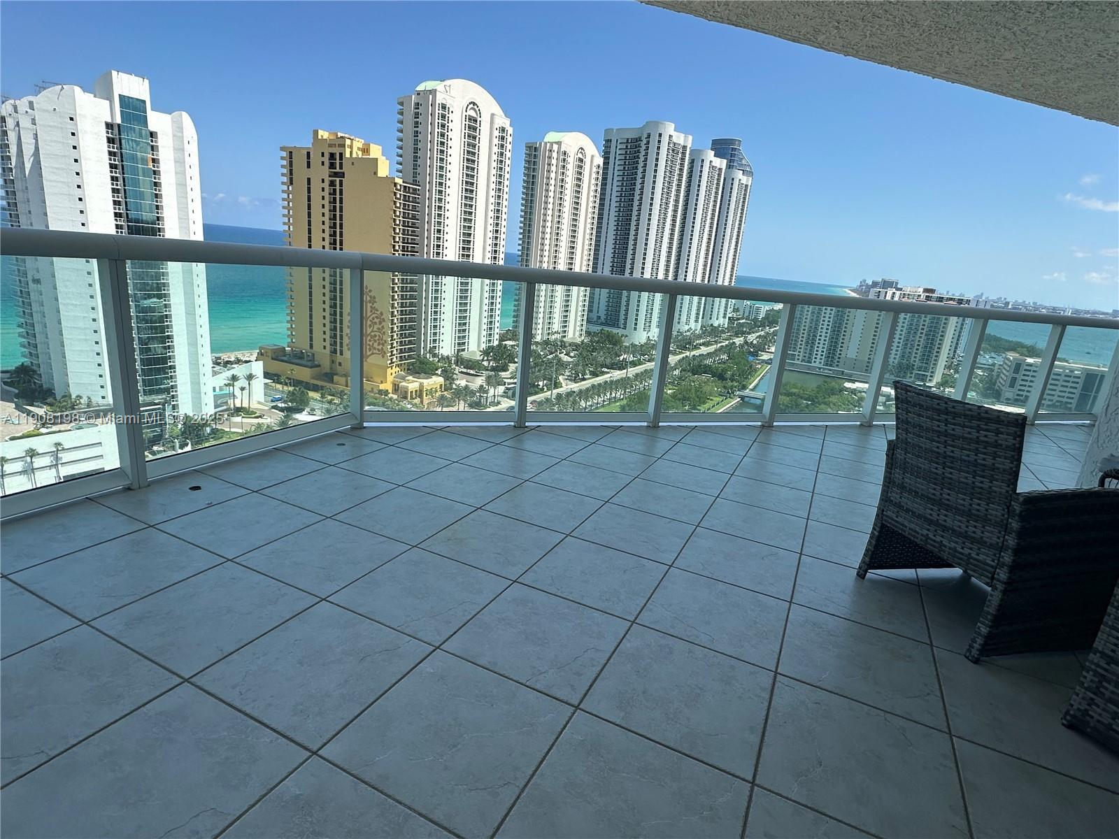 OCEANIA IV CONDO - Residential
