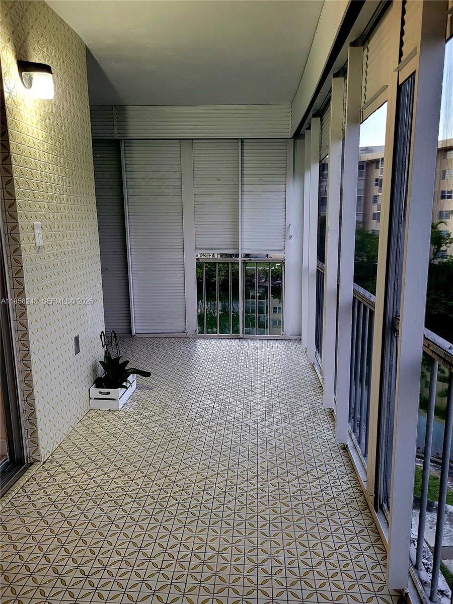 POINT EAST SEC 4 CONDO - Residential