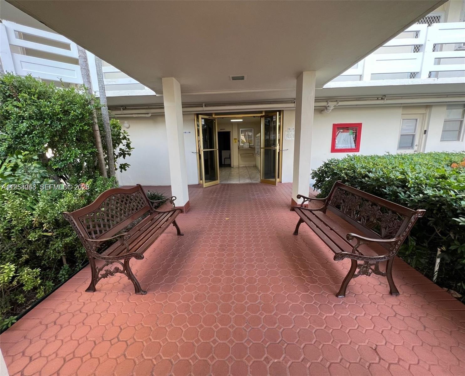 POINT EAST SEC 4 CONDO - Residential