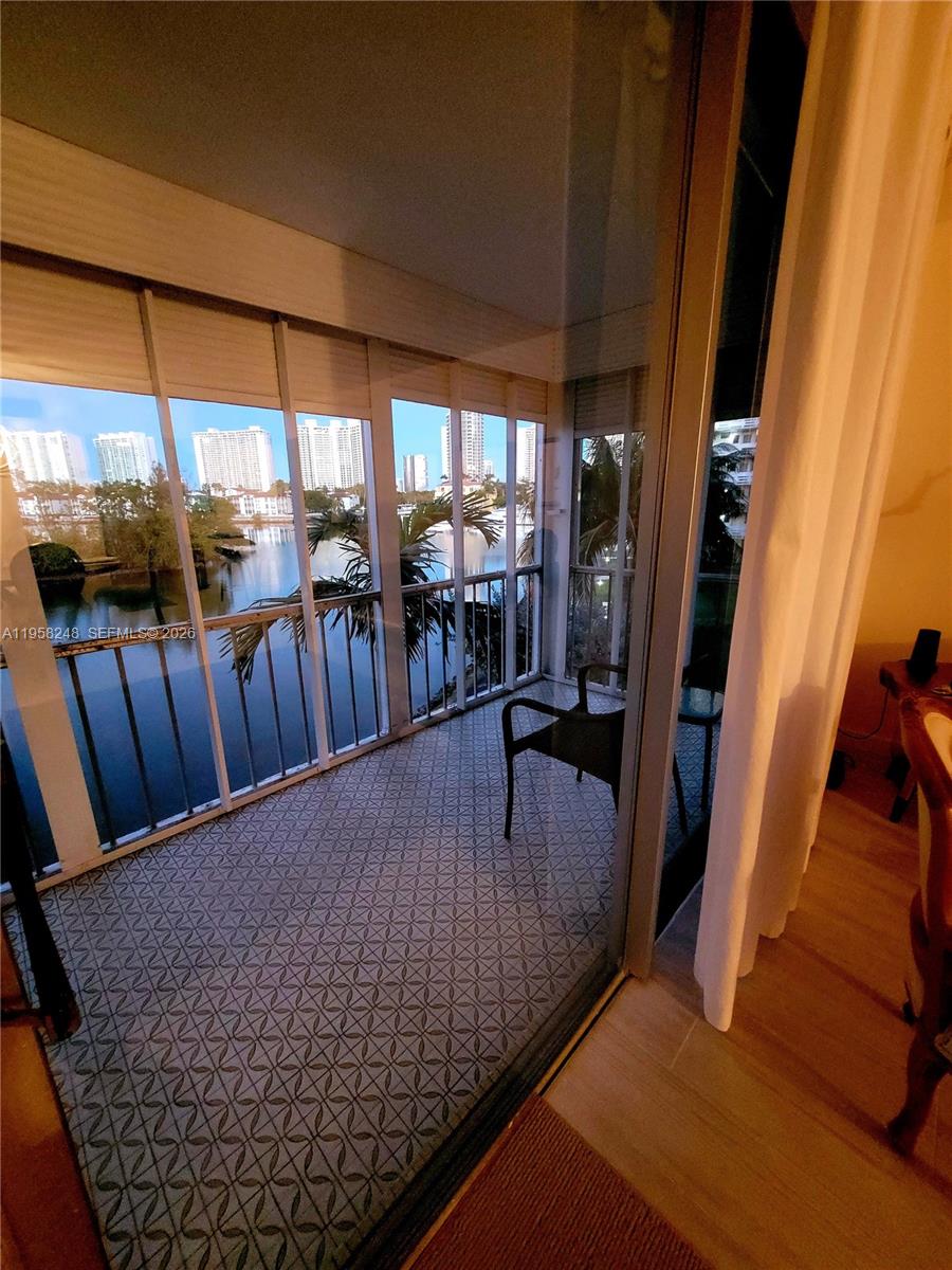 POINT EAST SEC 4 CONDO - Residential