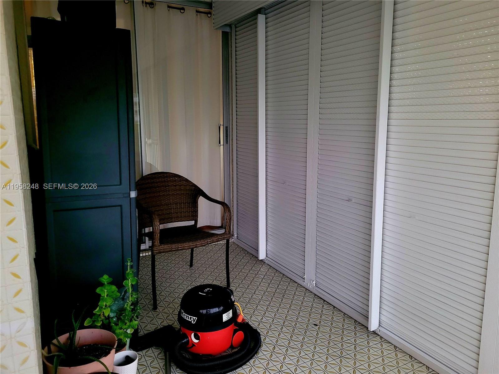 POINT EAST SEC 4 CONDO - Residential