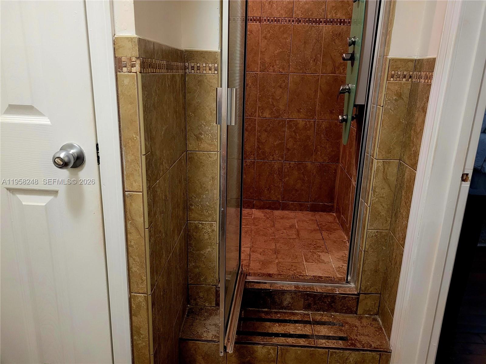 POINT EAST SEC 4 CONDO - Residential