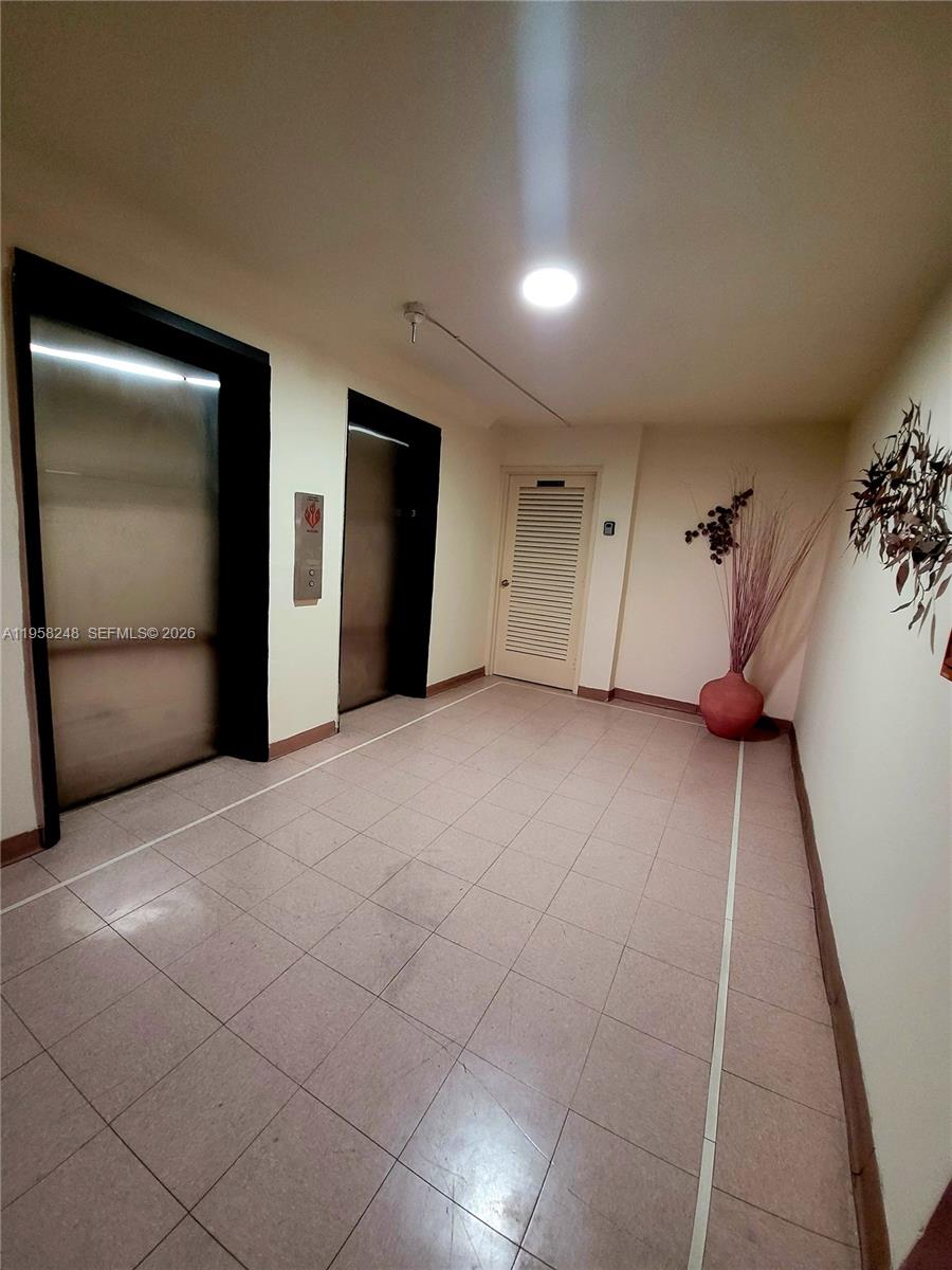 POINT EAST SEC 4 CONDO - Residential