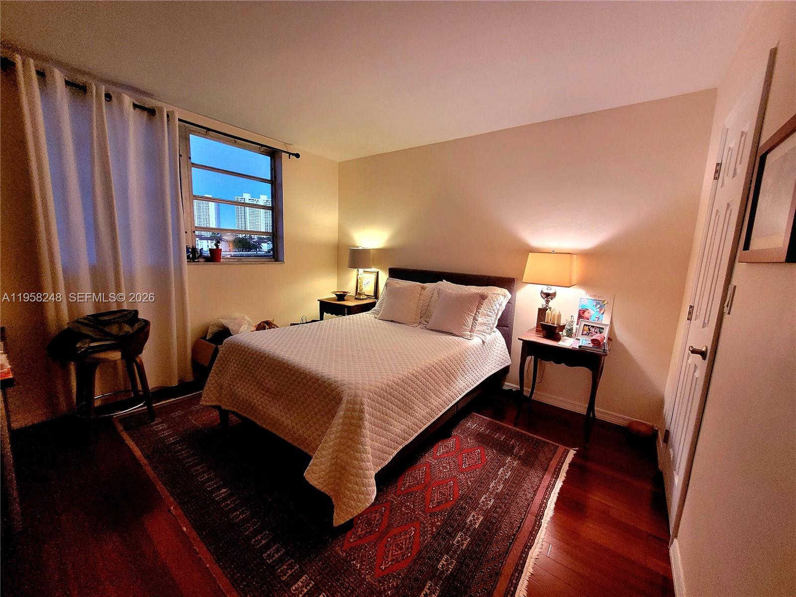 POINT EAST SEC 4 CONDO - Residential