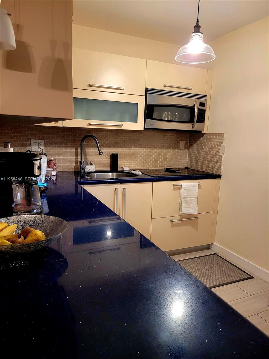 POINT EAST SEC 4 CONDO - Residential