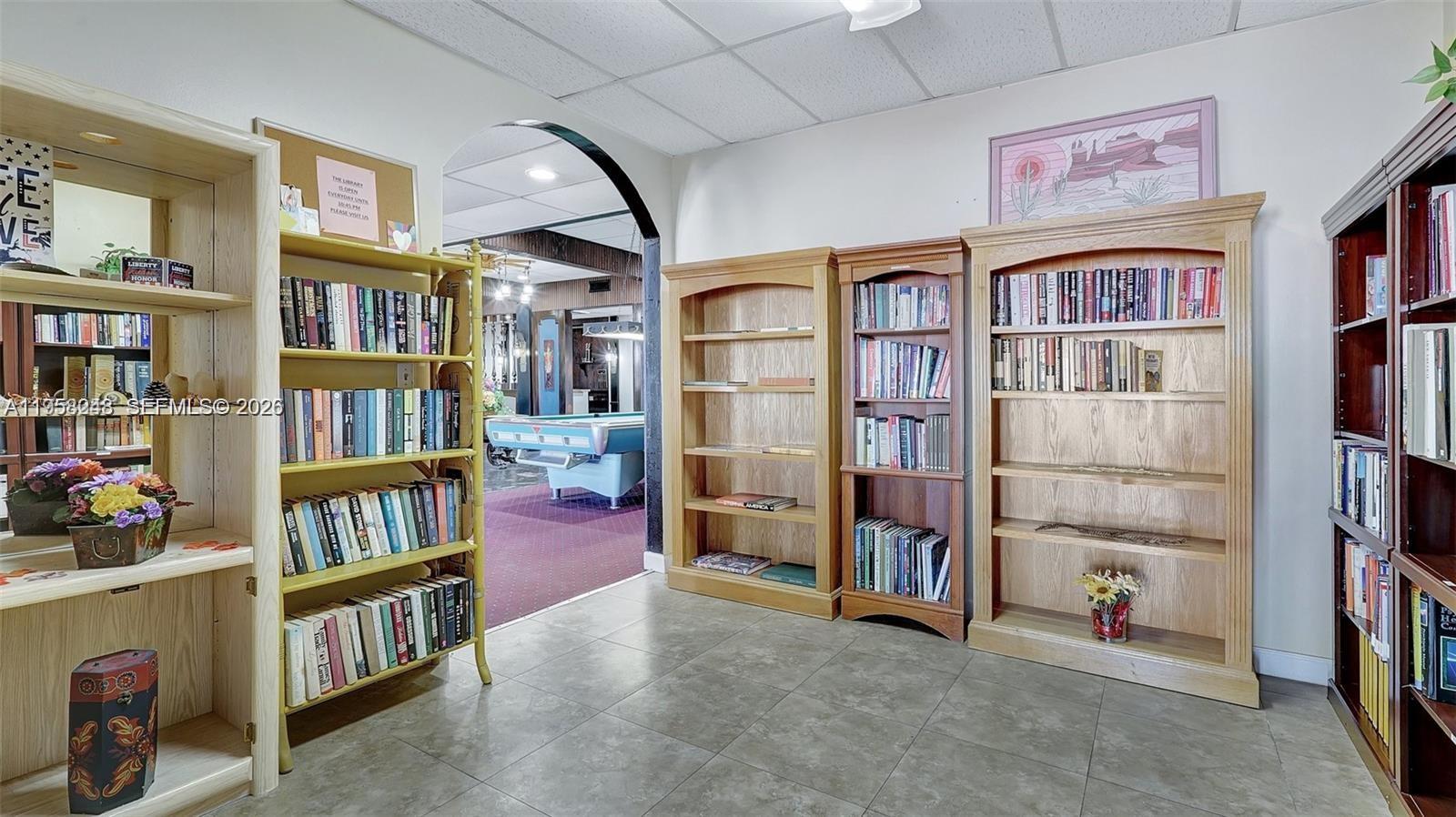 POINT EAST SEC 4 CONDO - Residential