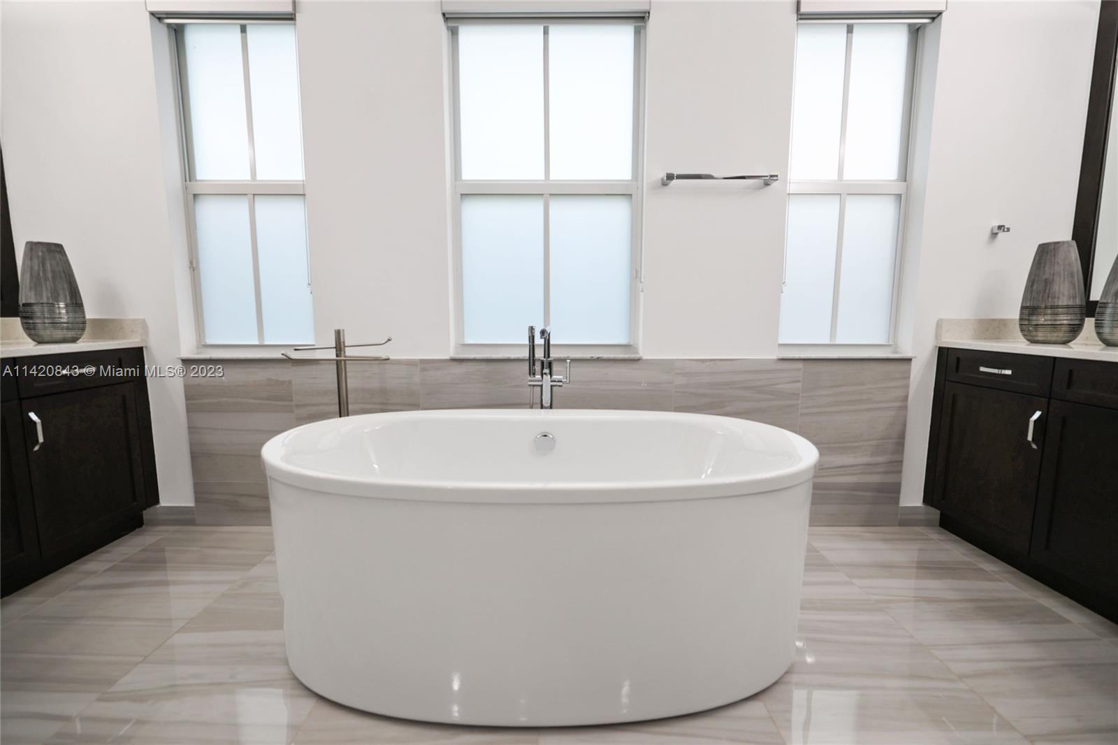 STILLWATER SHORES - Residential