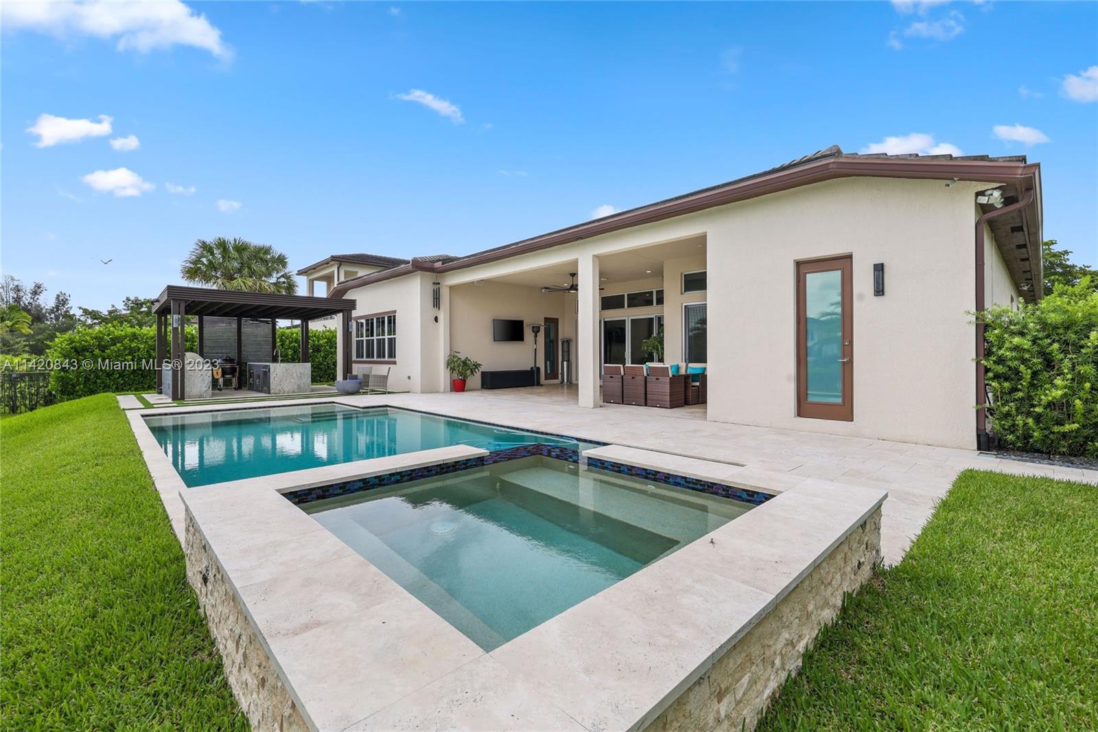 STILLWATER SHORES - Residential