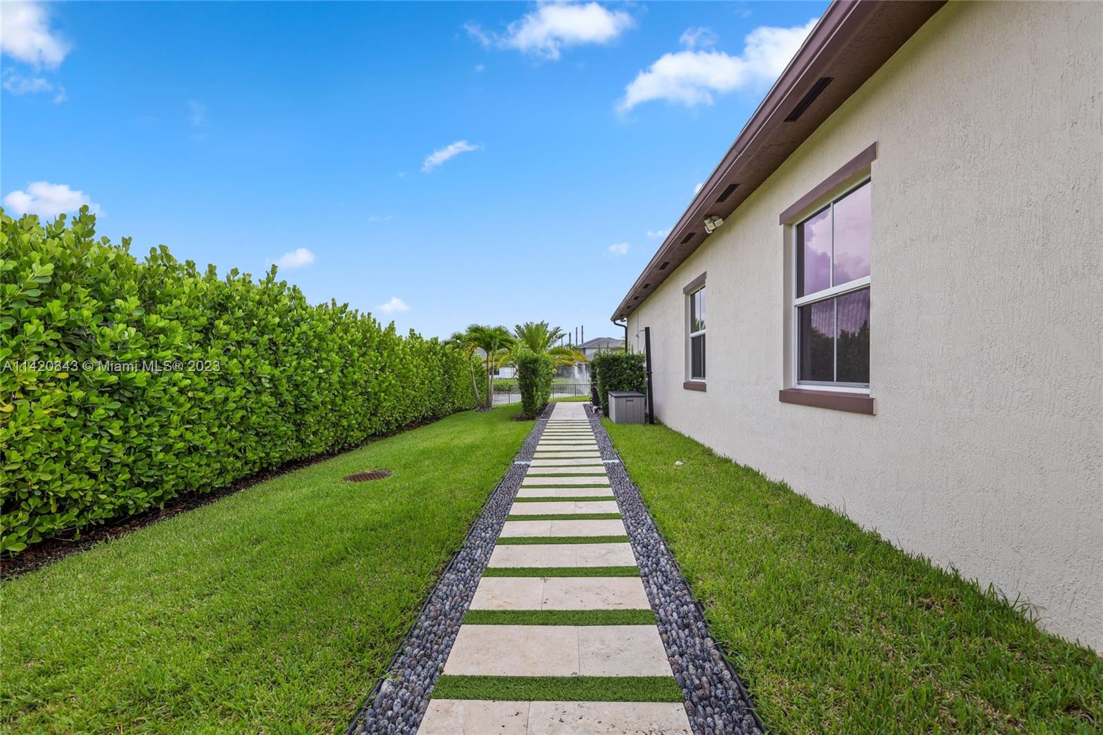 STILLWATER SHORES - Residential