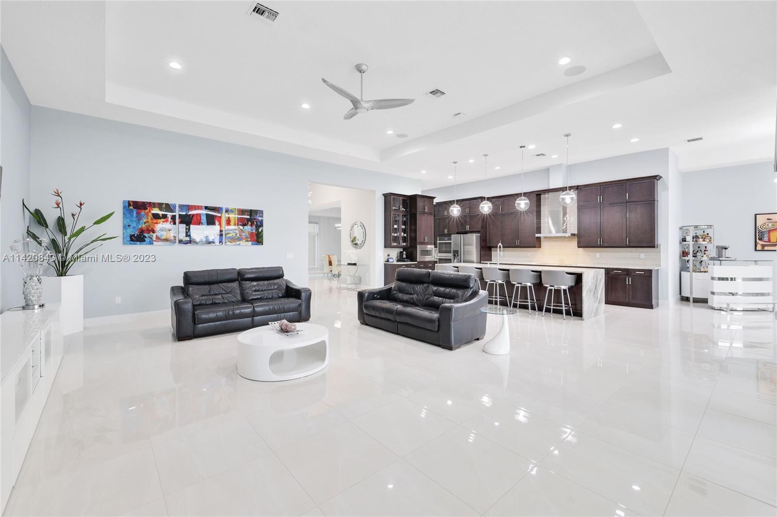 STILLWATER SHORES - Residential