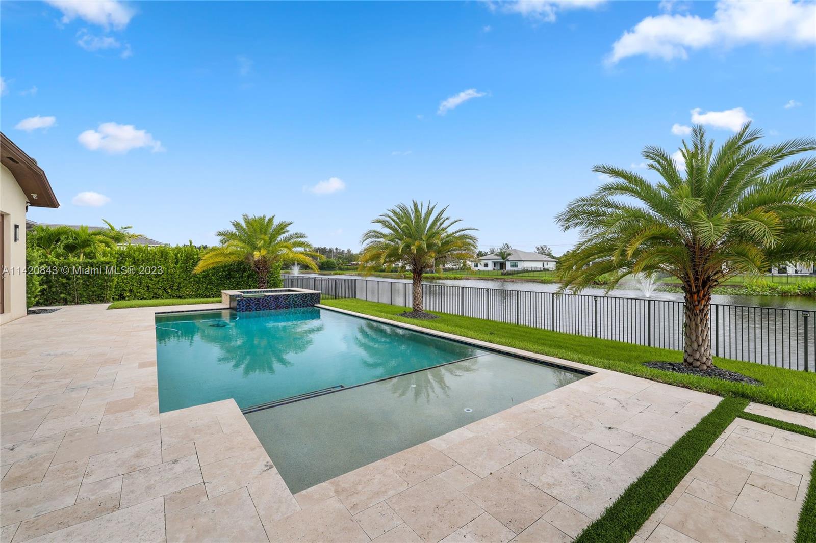 STILLWATER SHORES - Residential