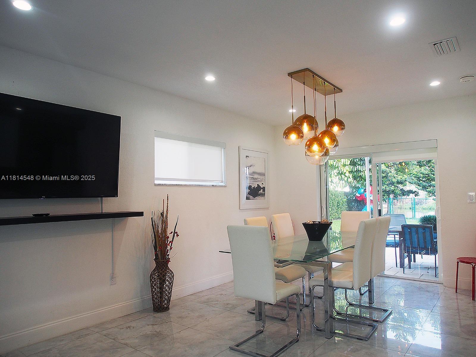 SOARS RIVER ESTATES - Residential Lease