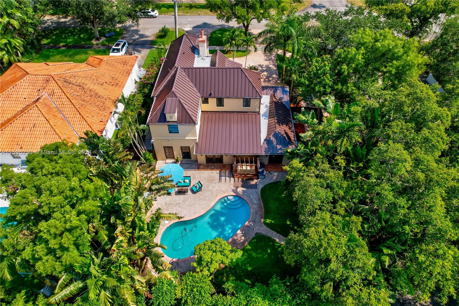 MIAMI SHORES SEC 3 - Residential