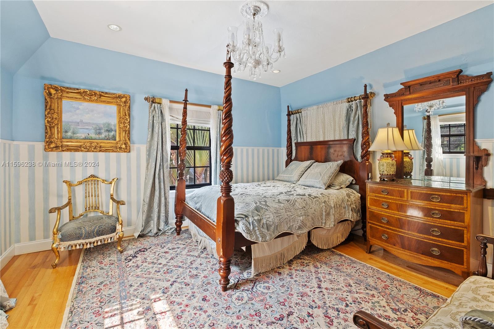 MIAMI SHORES SEC 3 - Residential