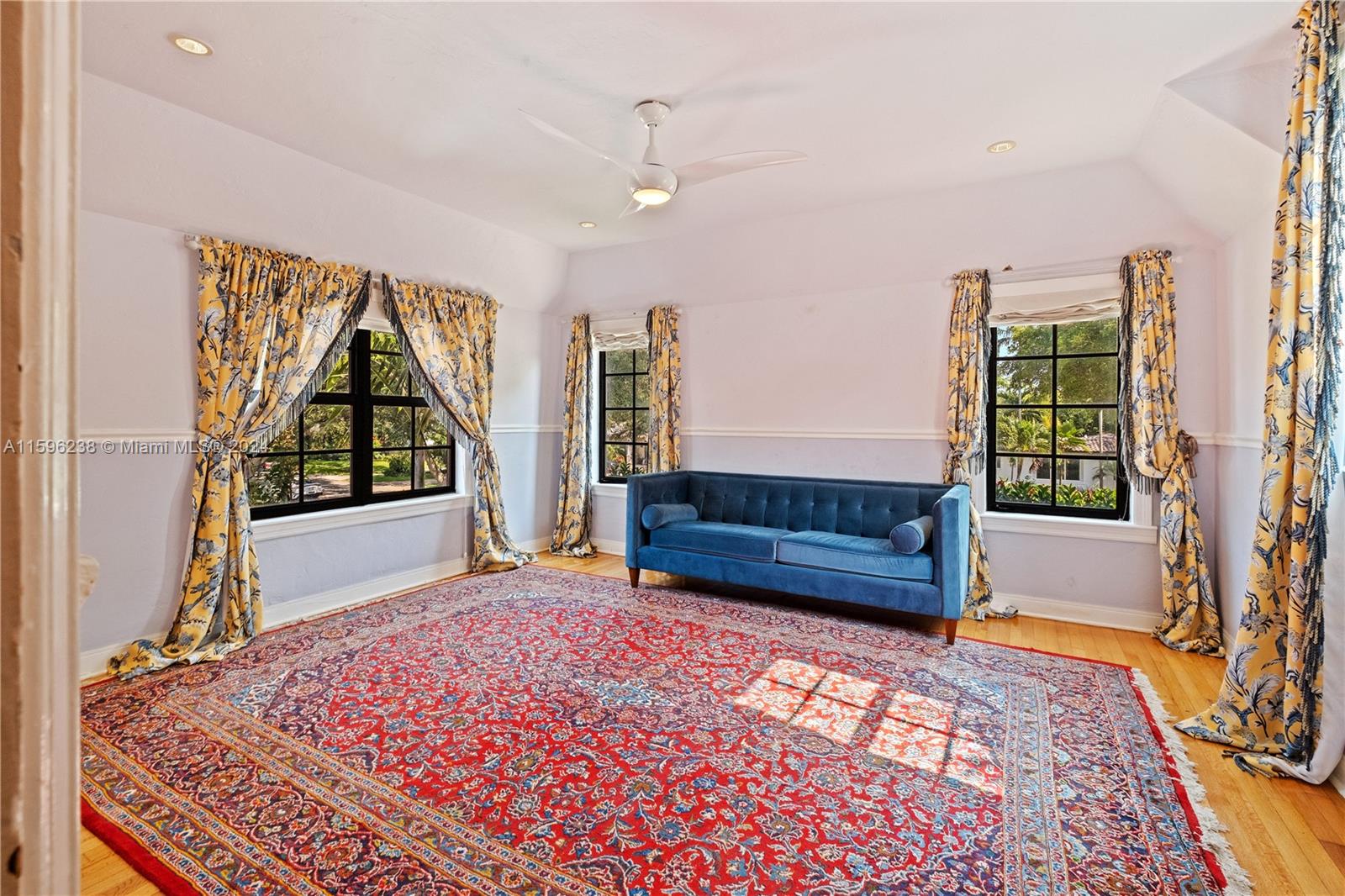 MIAMI SHORES SEC 3 - Residential