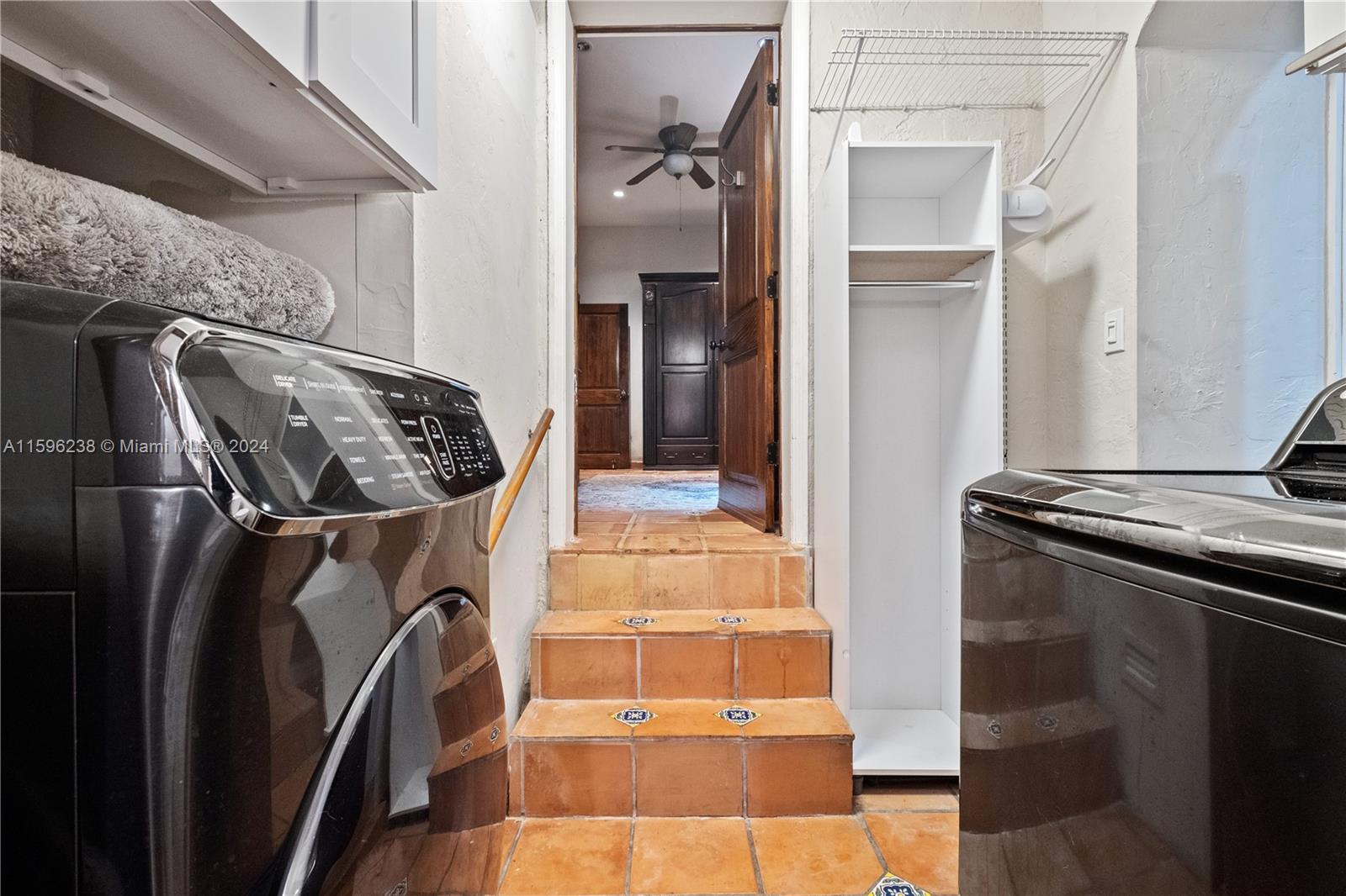 MIAMI SHORES SEC 3 - Residential