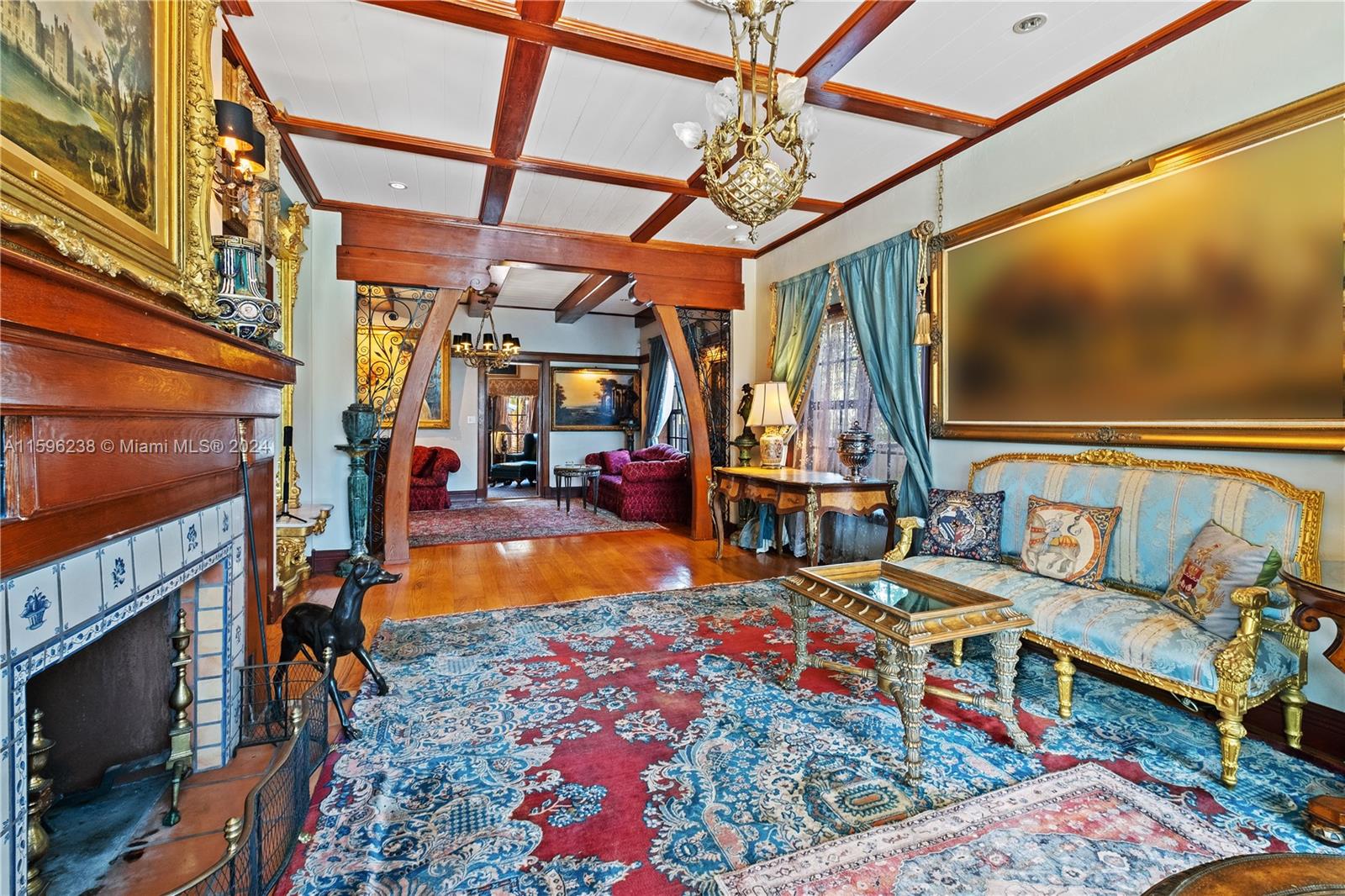 MIAMI SHORES SEC 3 - Residential