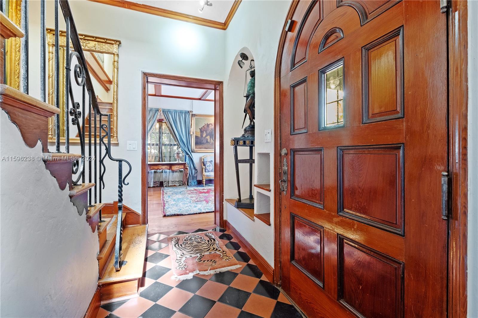 MIAMI SHORES SEC 3 - Residential