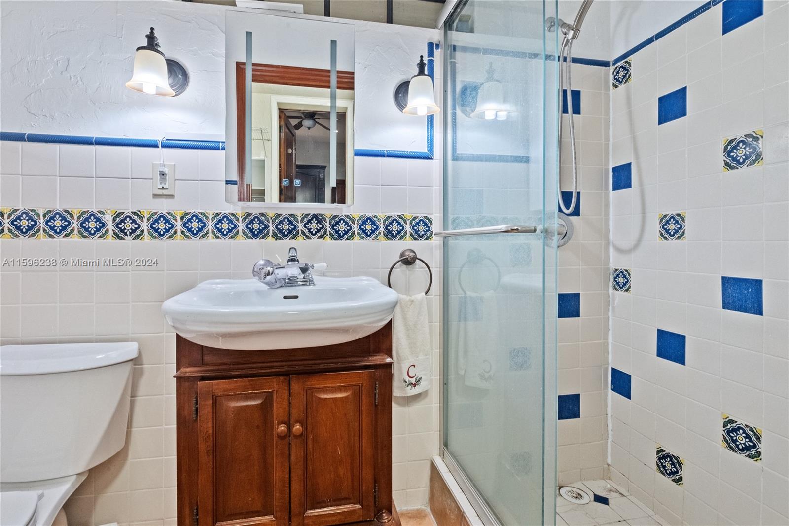 MIAMI SHORES SEC 3 - Residential