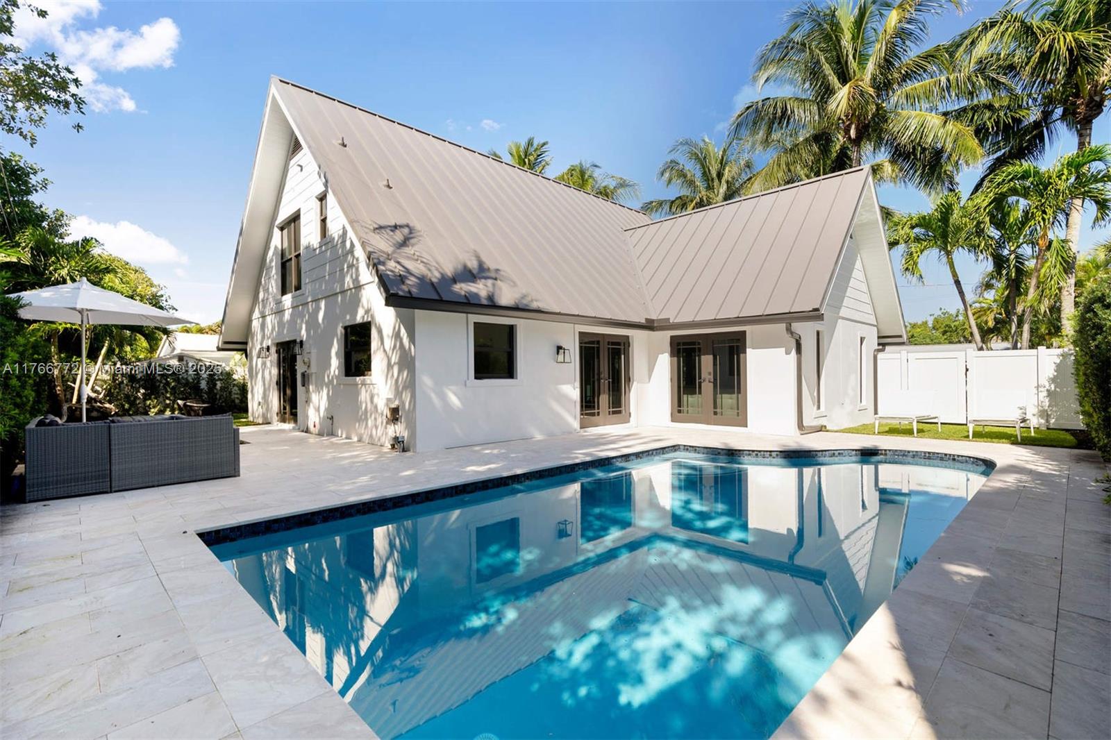 SHORE VIEW - Residential Lease