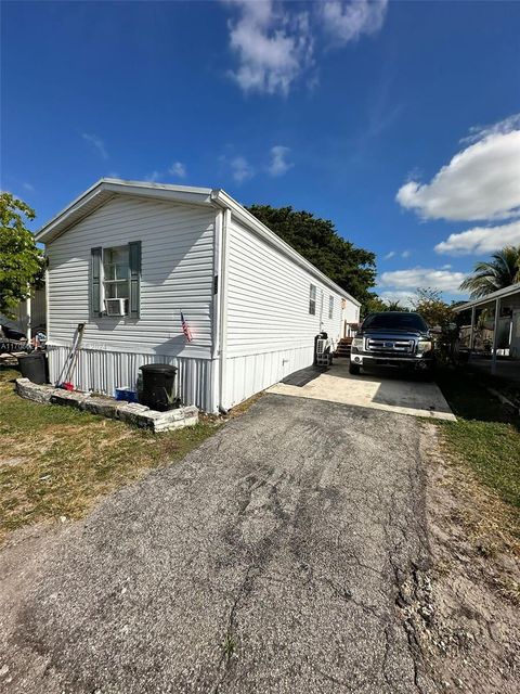 A home in Plantation