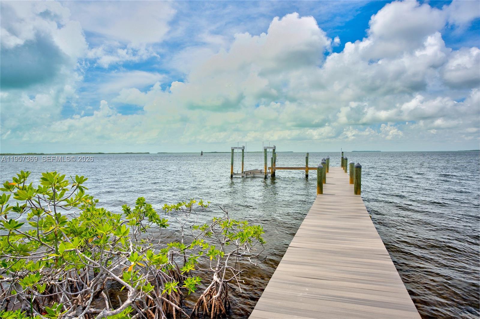 BUCCANEER PT (LARGO SOUND - Residential