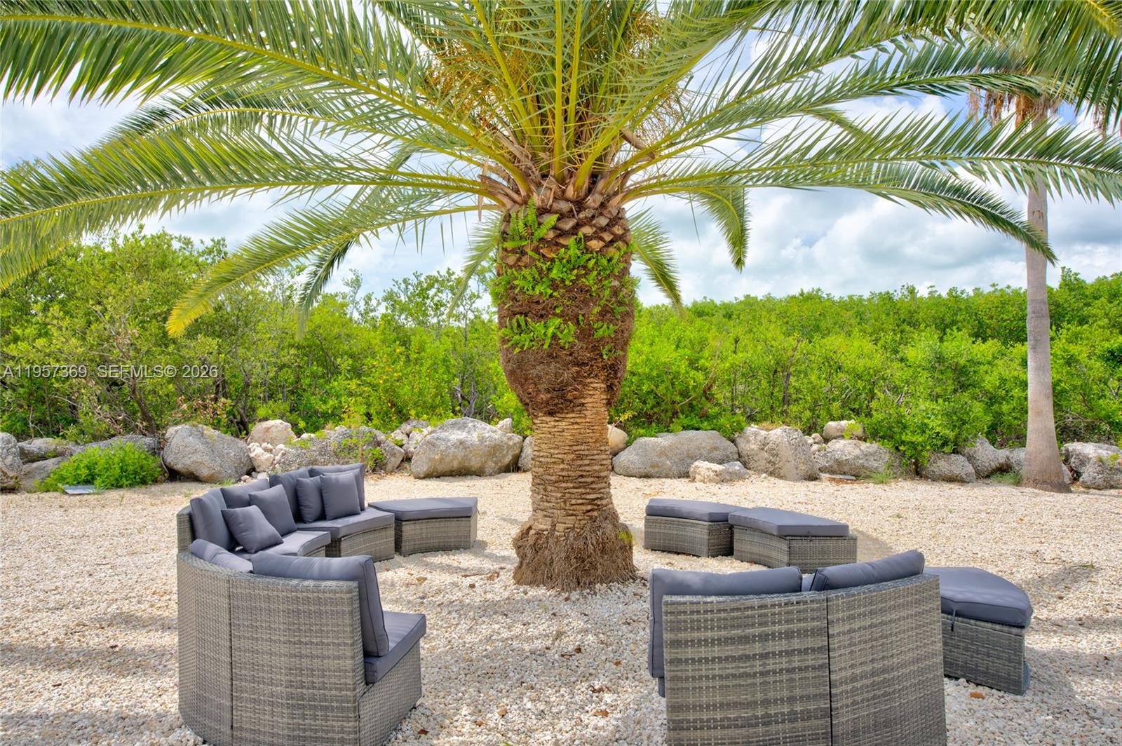 BUCCANEER PT (LARGO SOUND - Residential