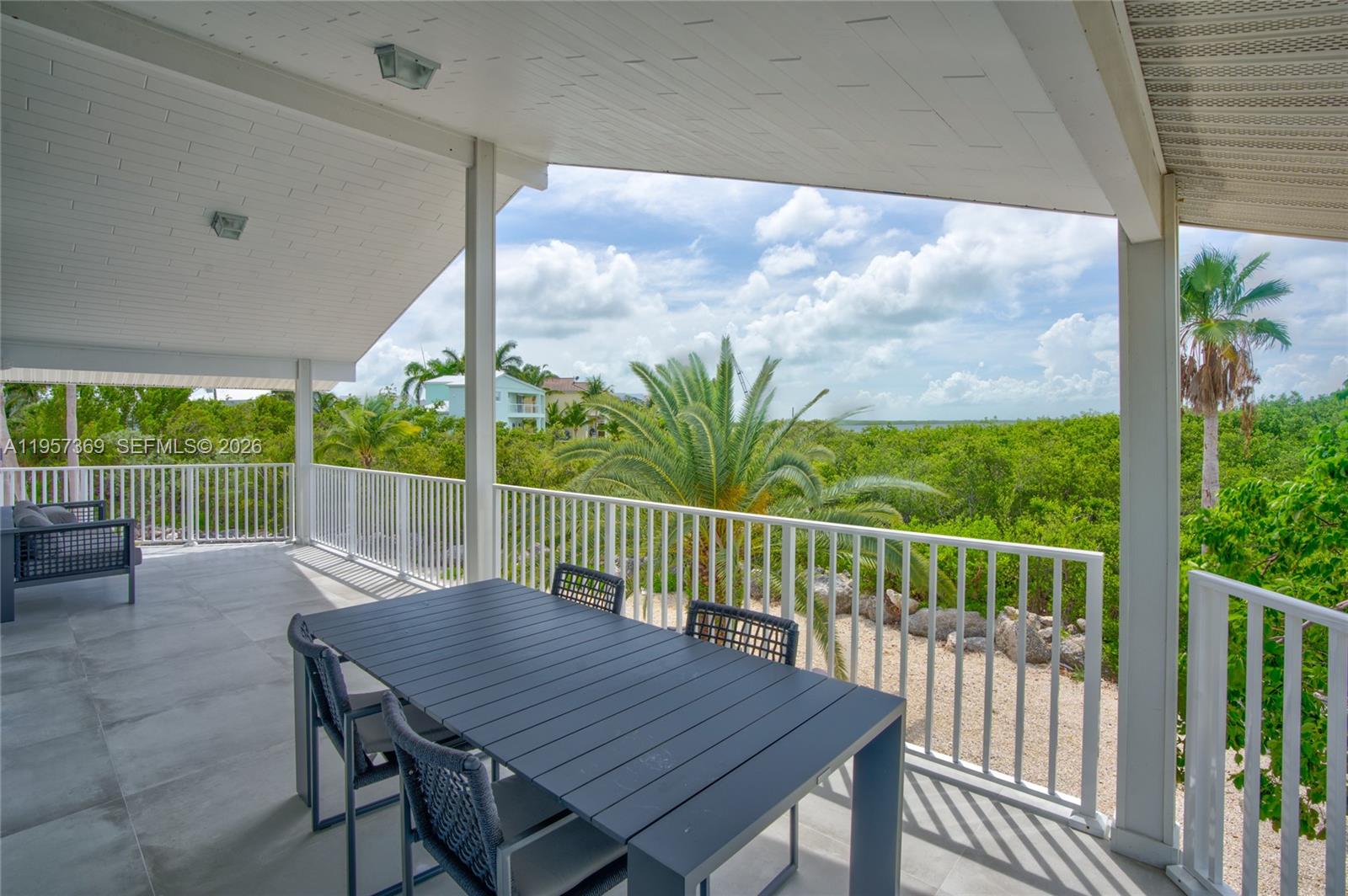 BUCCANEER PT (LARGO SOUND - Residential