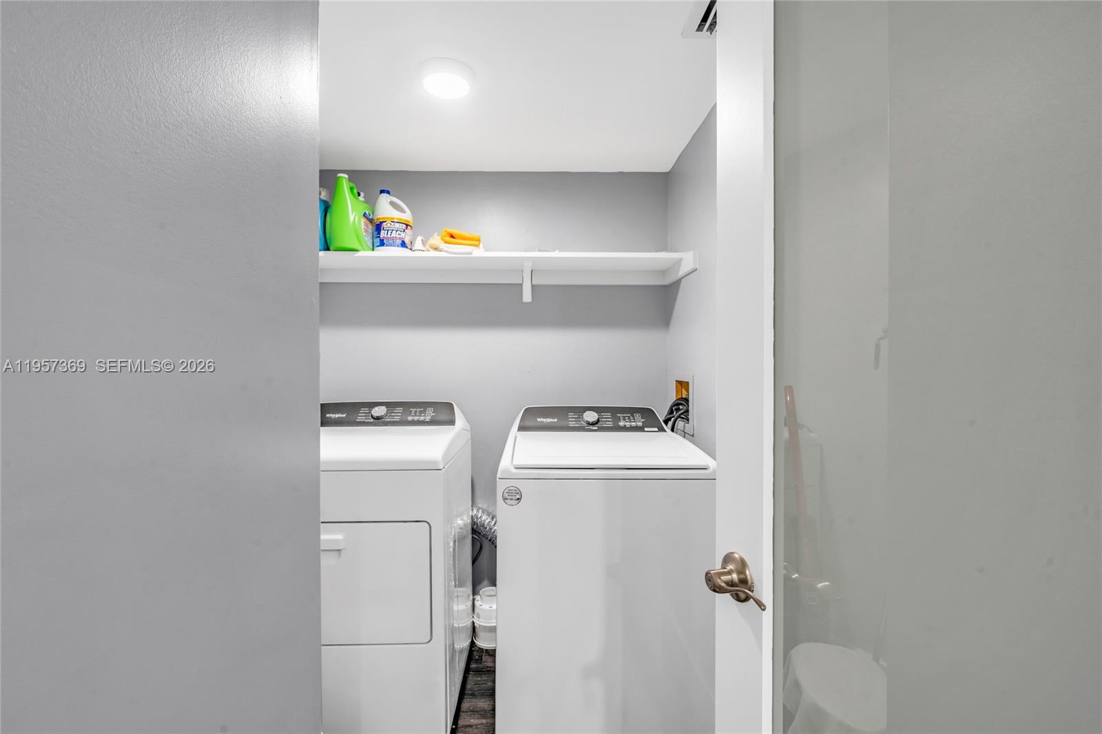 BUCCANEER PT (LARGO SOUND - Residential