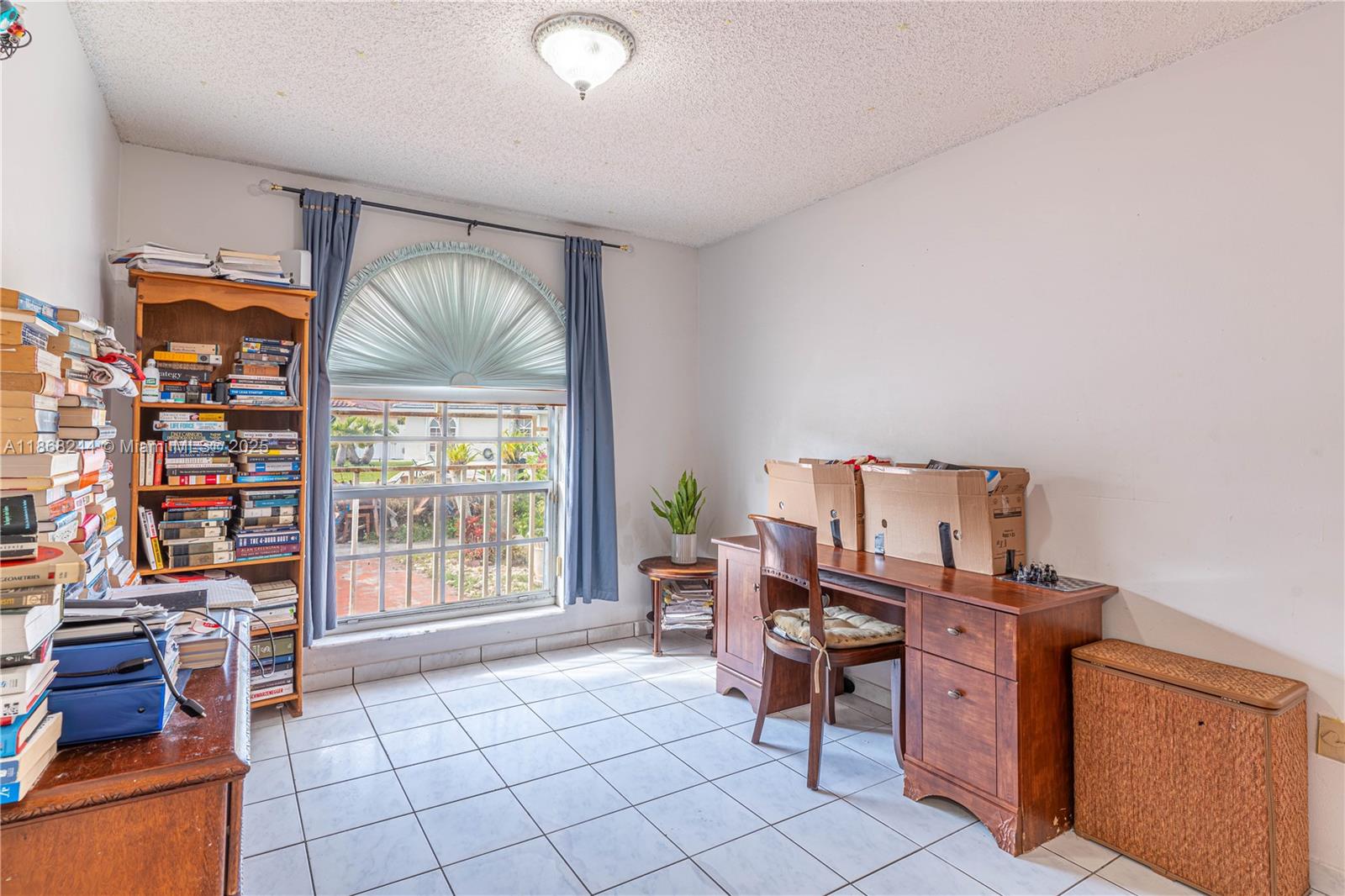 BIRD LAKES SOUTH SEC 2 - Residential