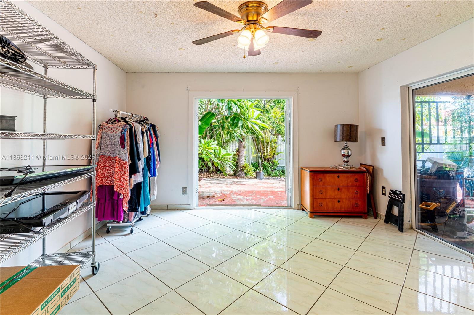 BIRD LAKES SOUTH SEC 2 - Residential