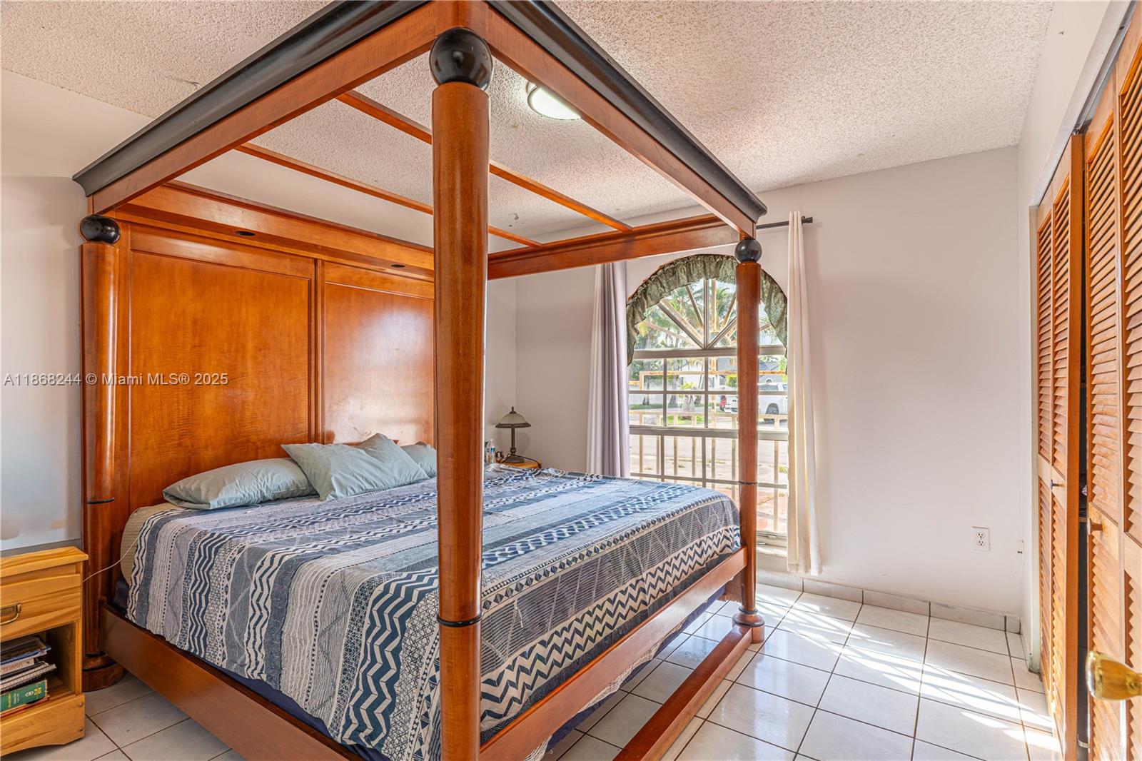 BIRD LAKES SOUTH SEC 2 - Residential