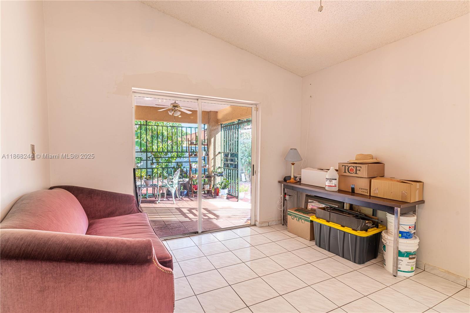 BIRD LAKES SOUTH SEC 2 - Residential