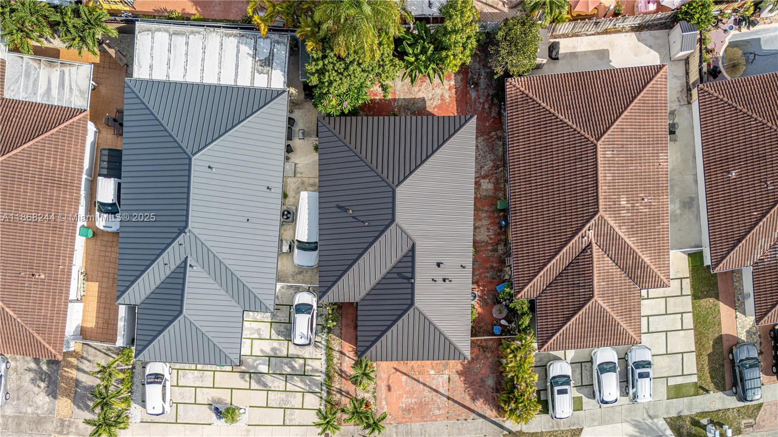 BIRD LAKES SOUTH SEC 2 - Residential