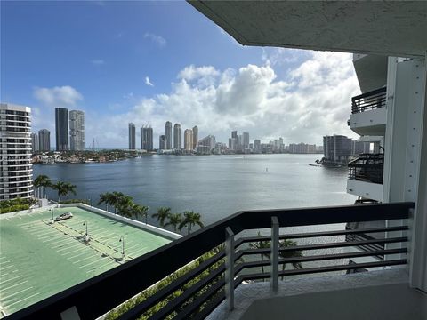 A home in Aventura