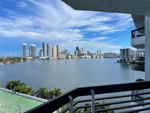 A home in Aventura