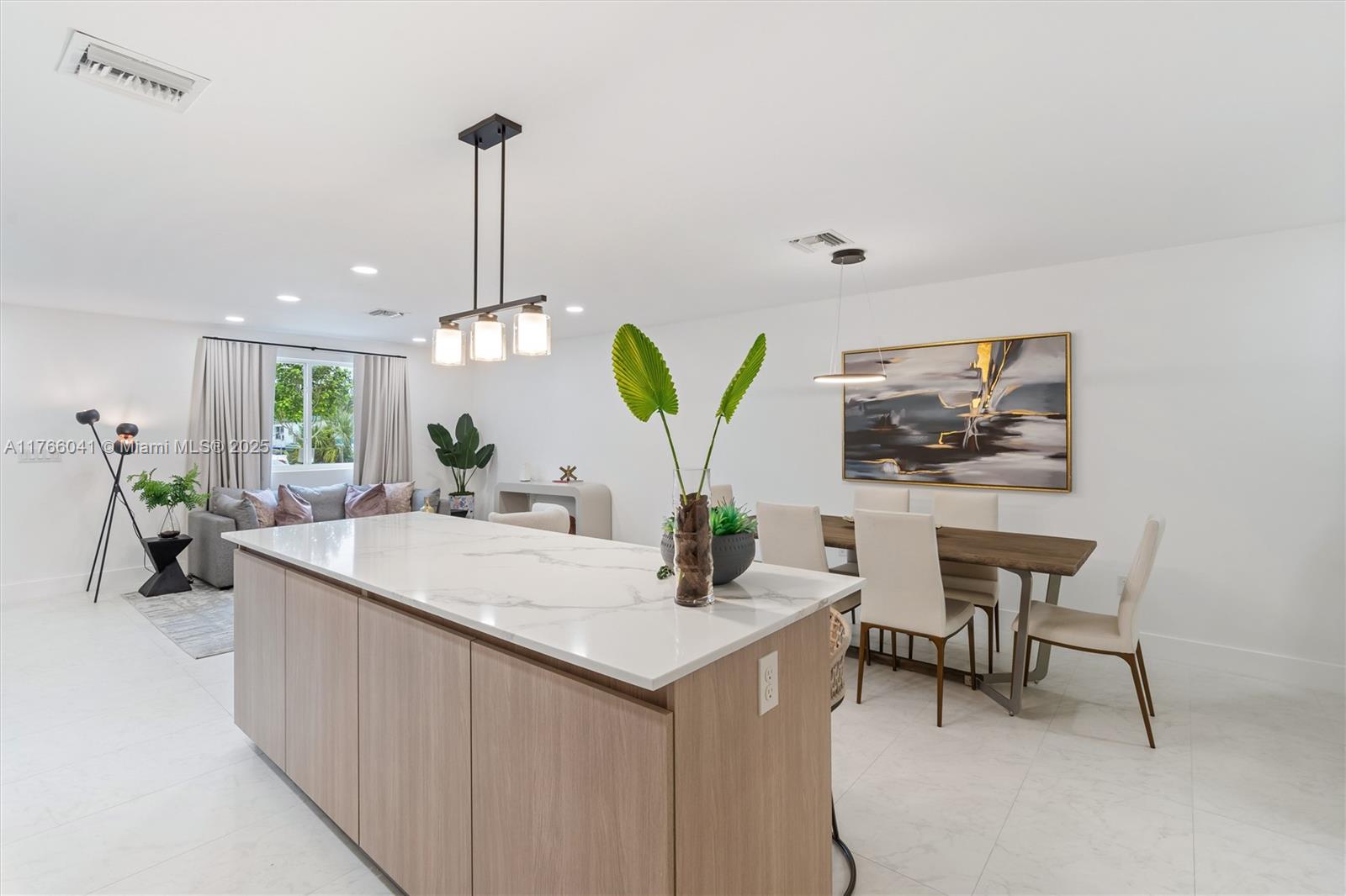 HOME BEAUTIFUL PARK - Residential Income