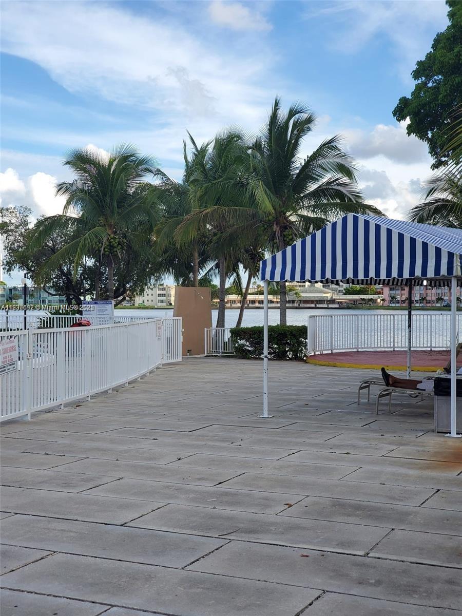 SIXTH HORIZONS CONDO - Residential