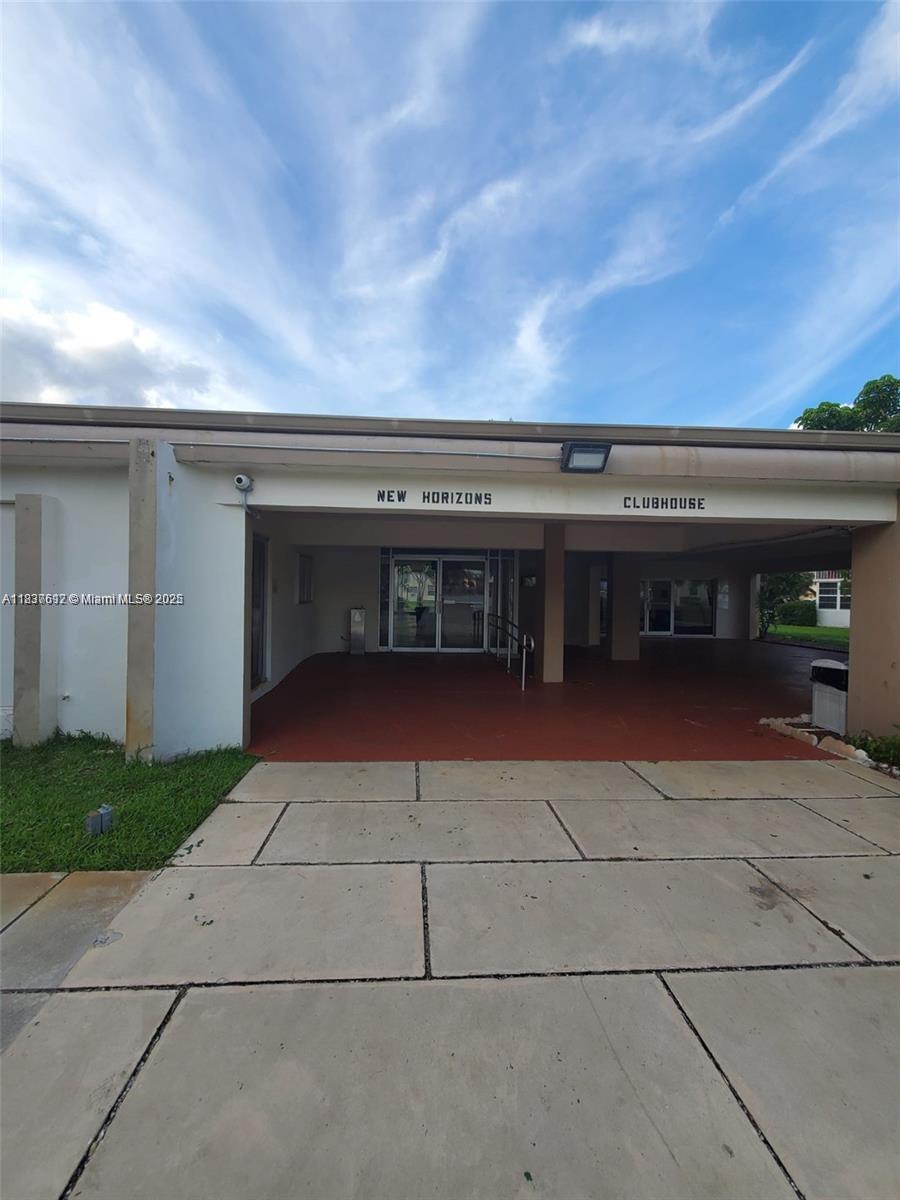 SIXTH HORIZONS CONDO - Residential