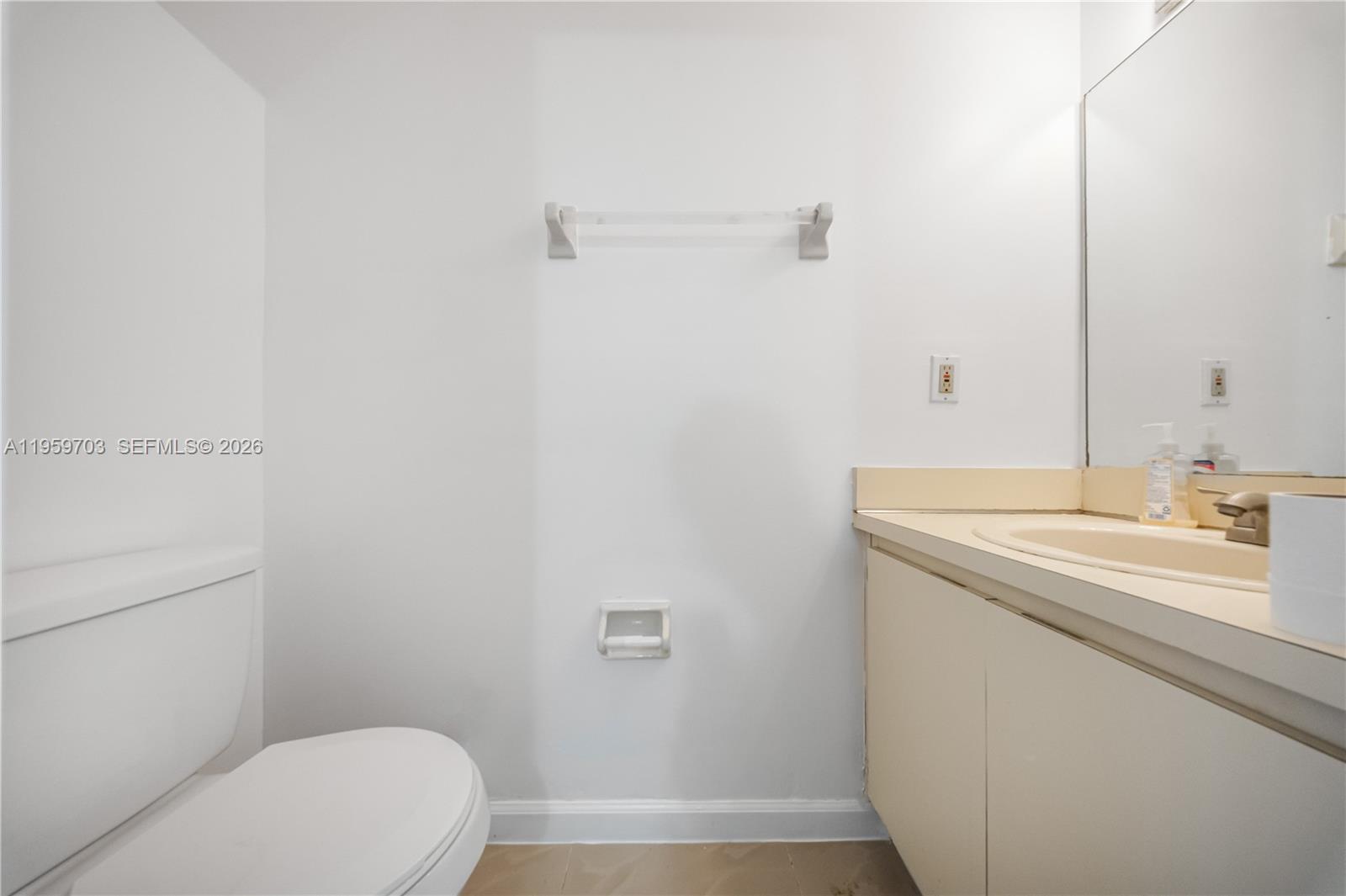 TERRA LAKE VILLAS CONDO - Residential