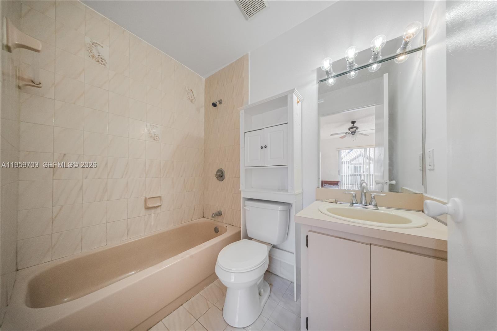 TERRA LAKE VILLAS CONDO - Residential