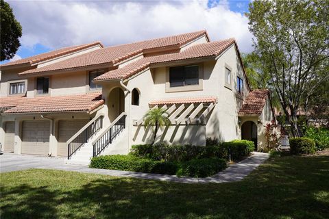 Photo of 5741 Coach House Cir #H, Boca Raton, FL 33486 (MLS # A11959391)