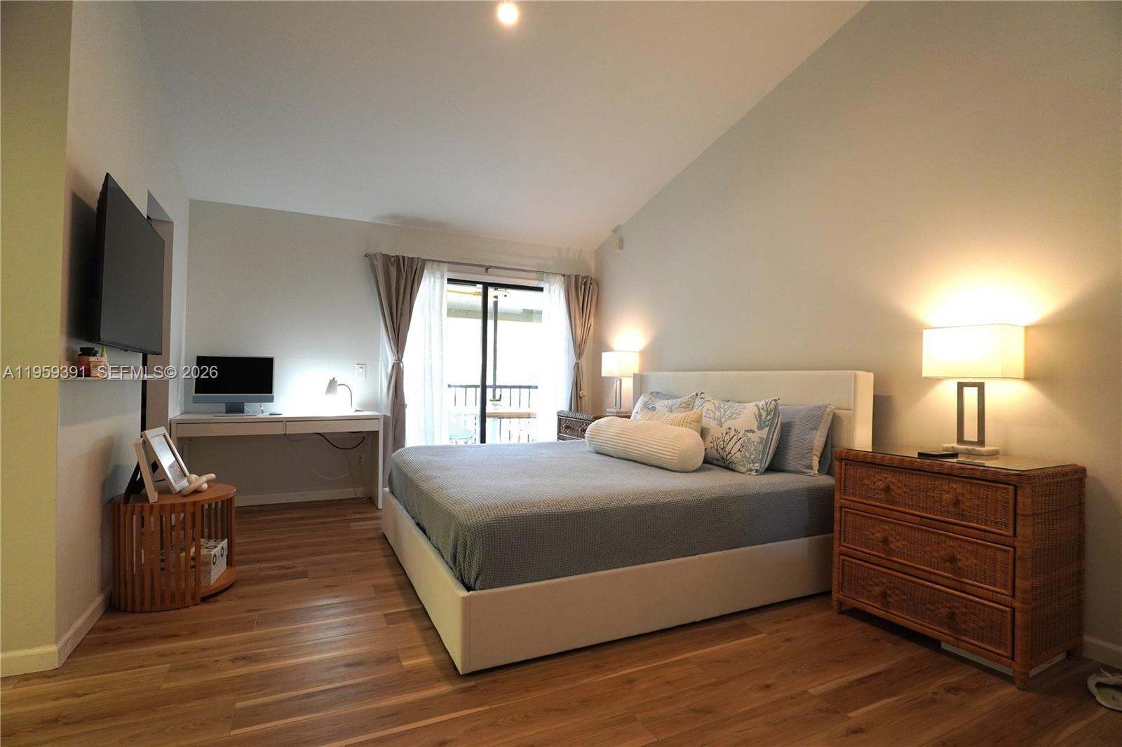 COACH HOUSES OF TOWN PLAC - Residential