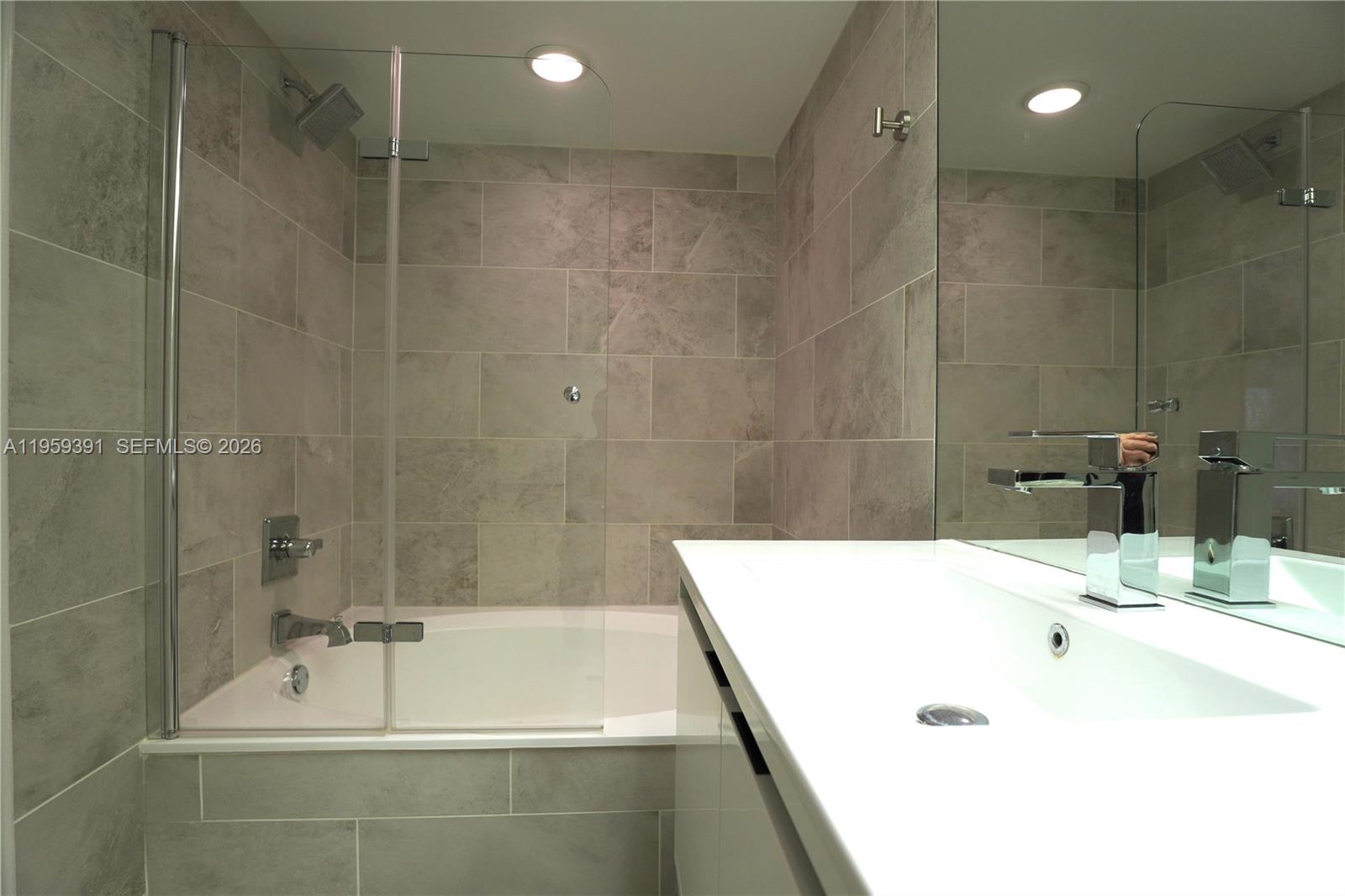 COACH HOUSES OF TOWN PLAC - Residential