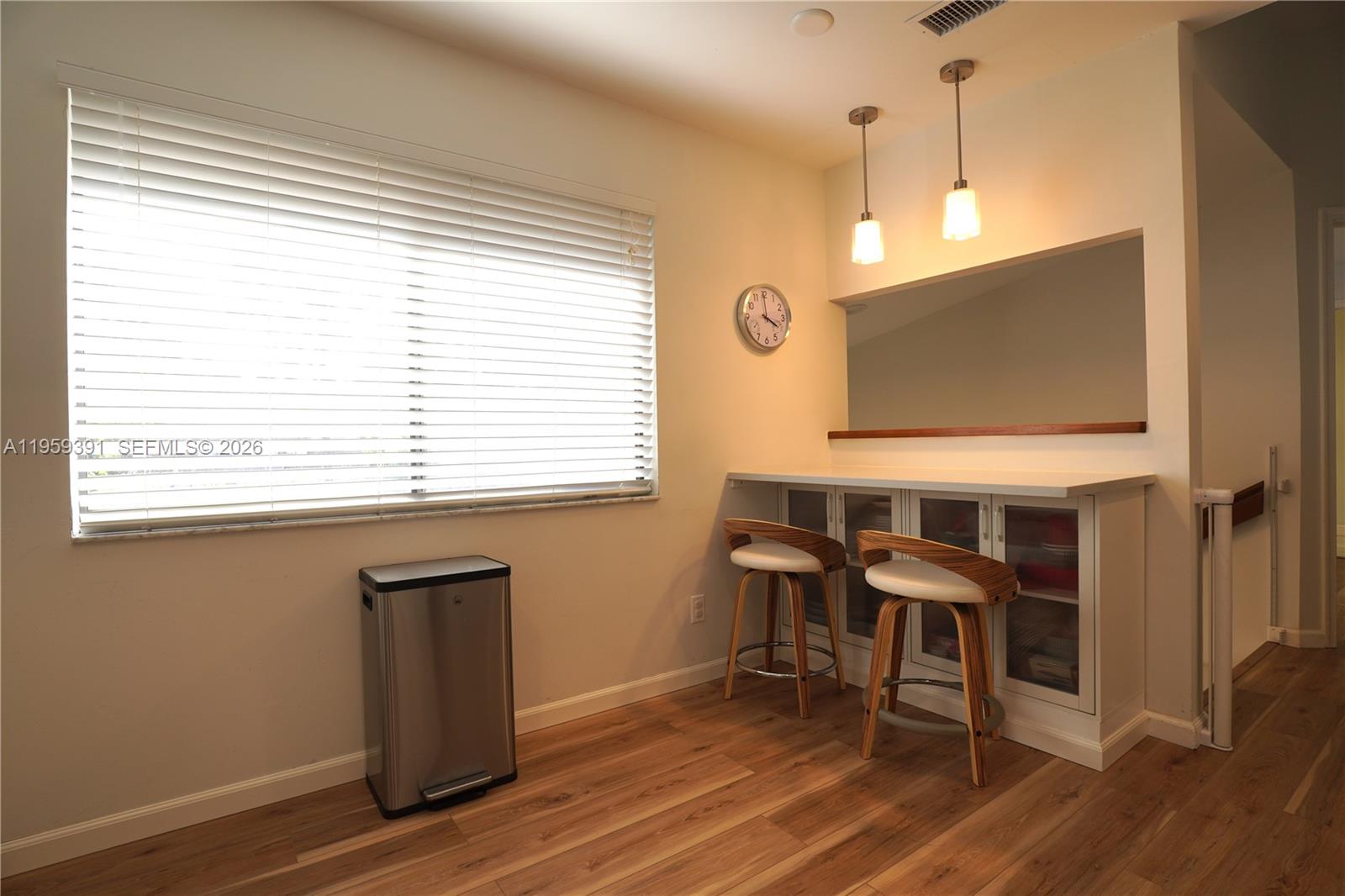 COACH HOUSES OF TOWN PLAC - Residential