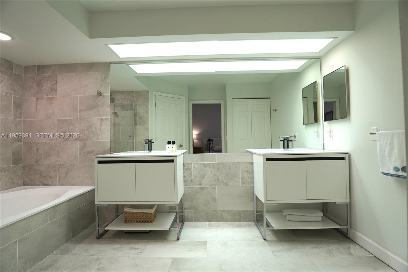 COACH HOUSES OF TOWN PLAC - Residential