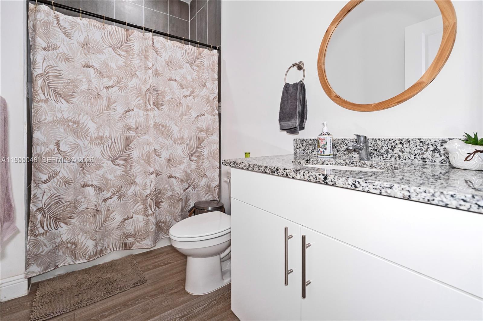 Port Labelle - Residential