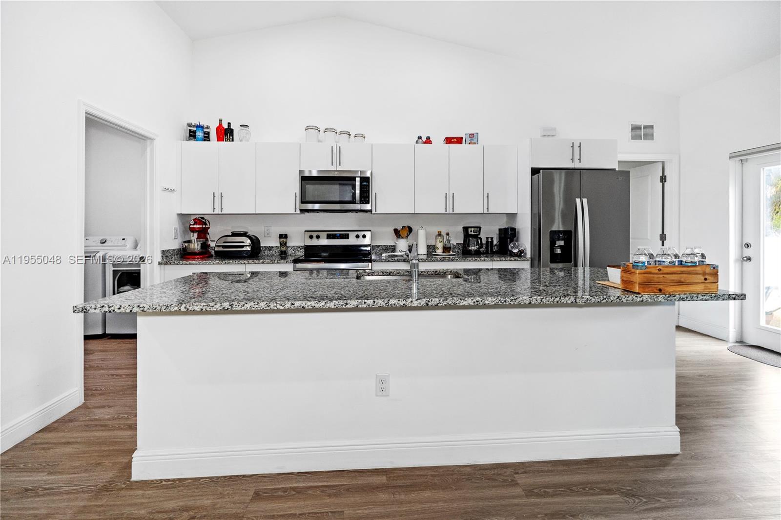 Port Labelle - Residential